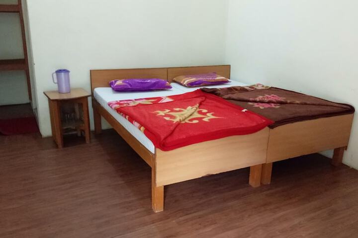 Room 12 of 59