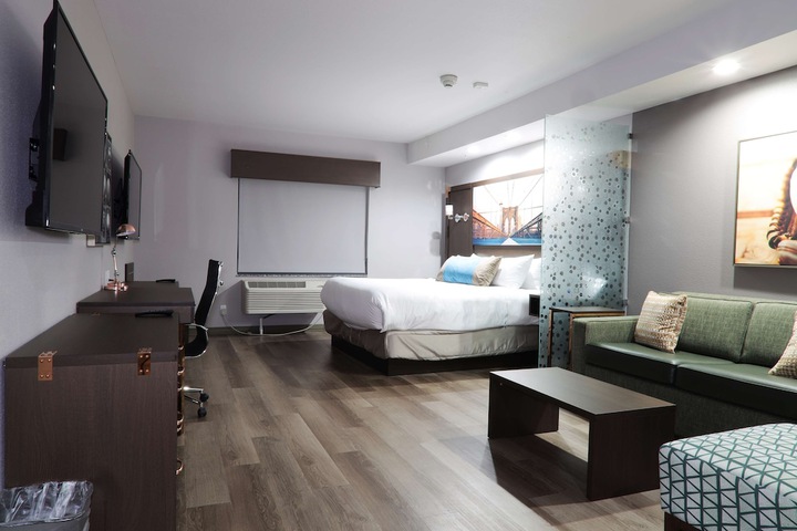 Room 19 of 60