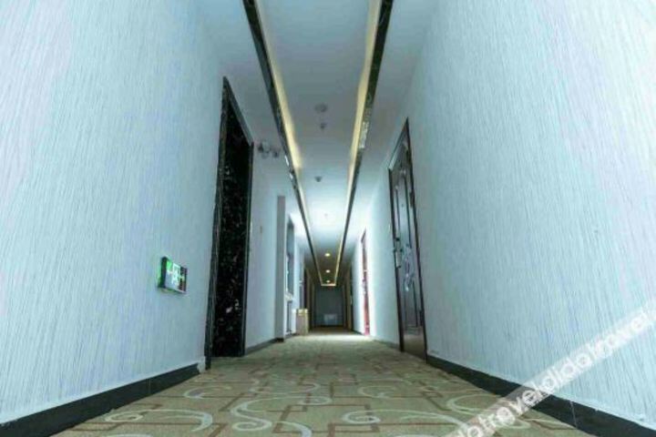 Hotel Interior 9 of 15