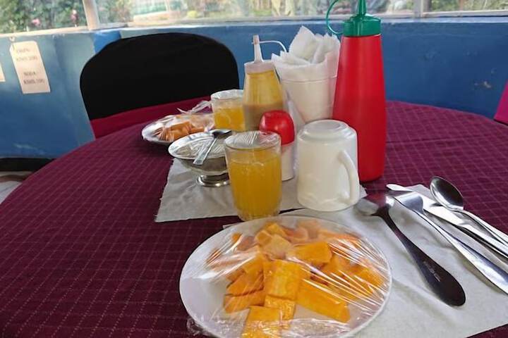 Breakfast/Coffee Service 14 of 63