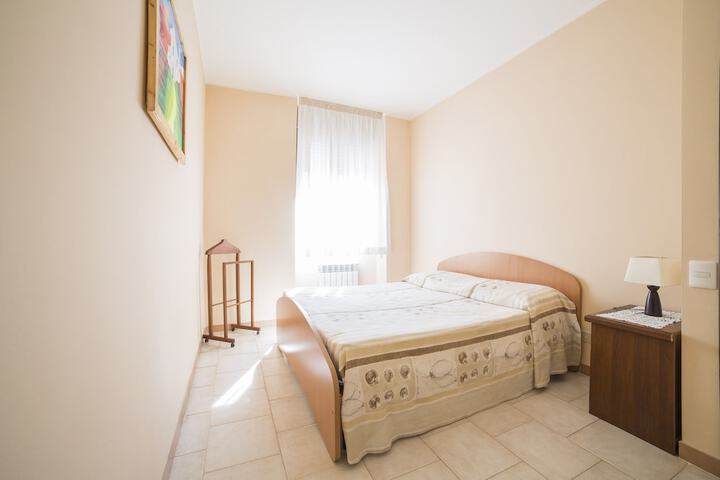 Room 9 of 36