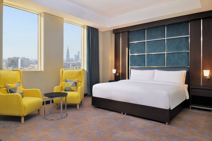 Room 10 of 52