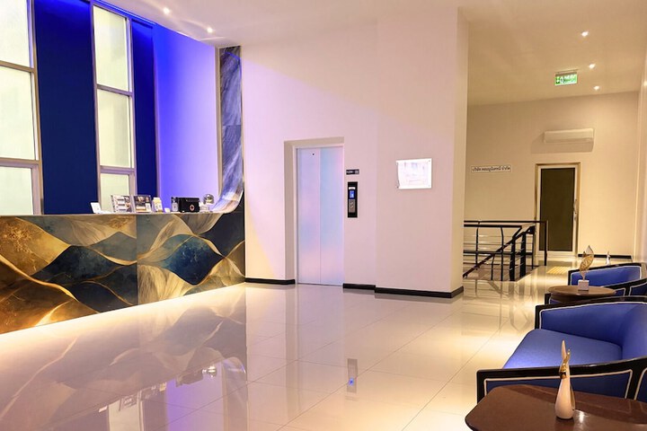 Hotel Interior 6 of 78