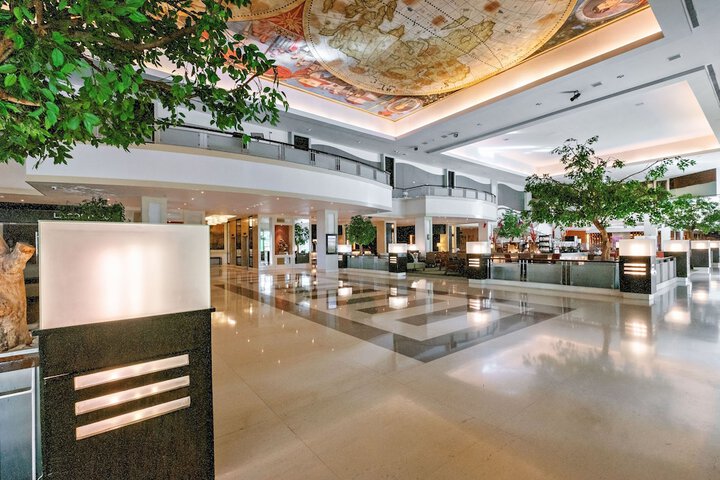 Hotel Lobby