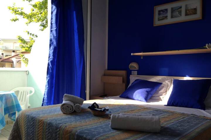 Room 15 of 47