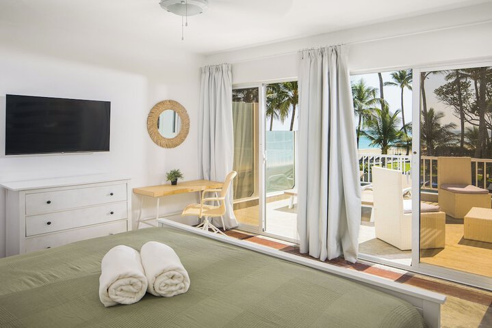 Room 2 of 43