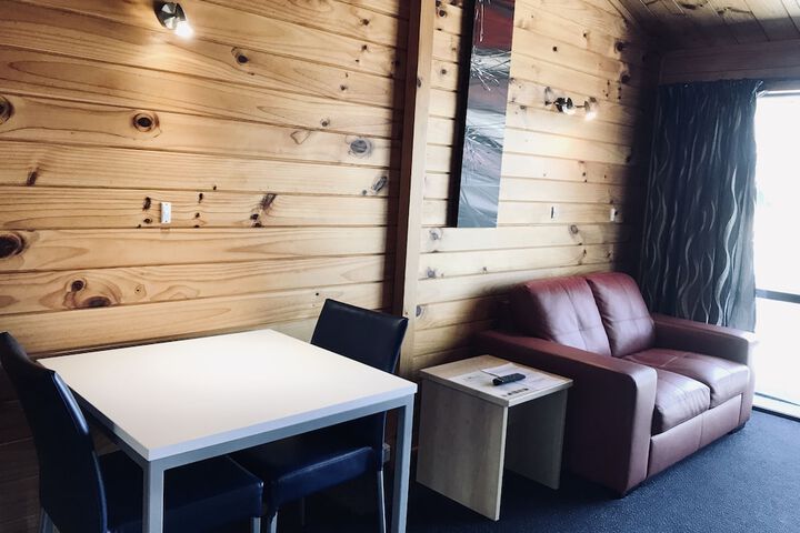 Room 65 of 172