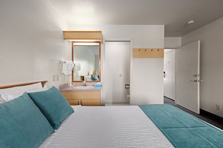 Room 7 of 81
