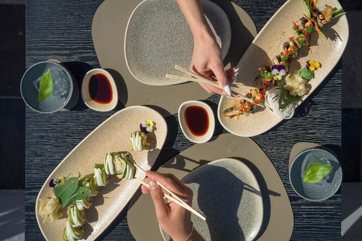 Dining 40 of 54