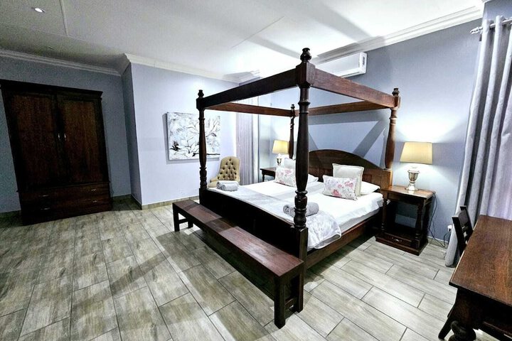 Room 30 of 85