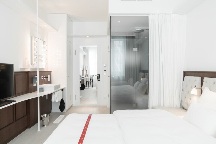 Room 29 of 113