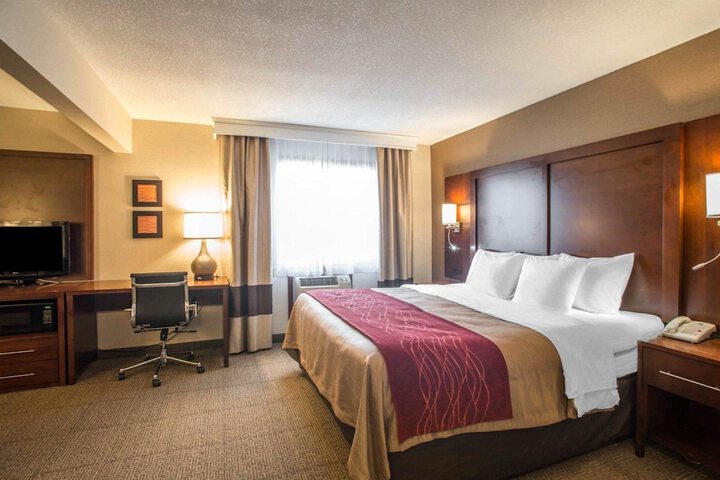 Room 18 of 27