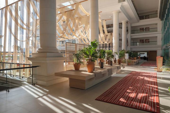 Guest Lobby