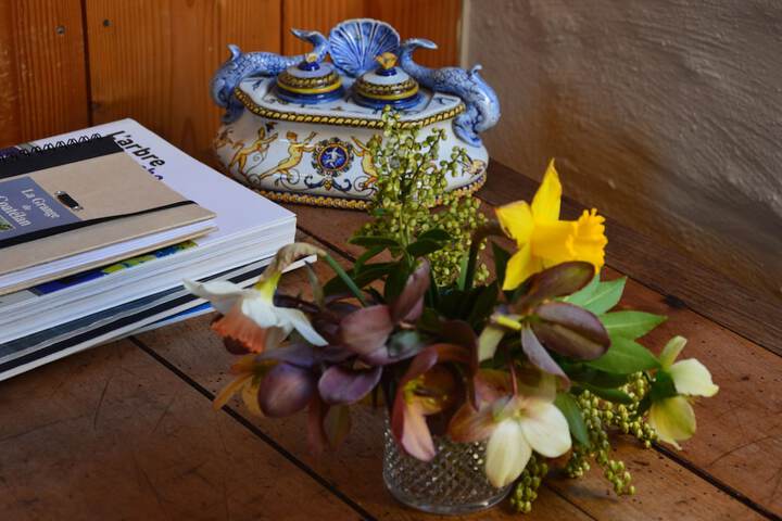 Room amenity