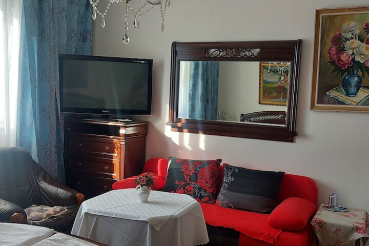 Room 26 of 88