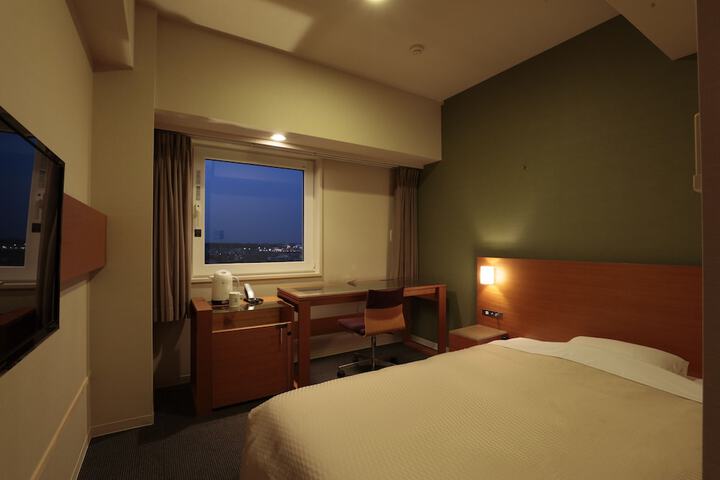 Room 9 of 46