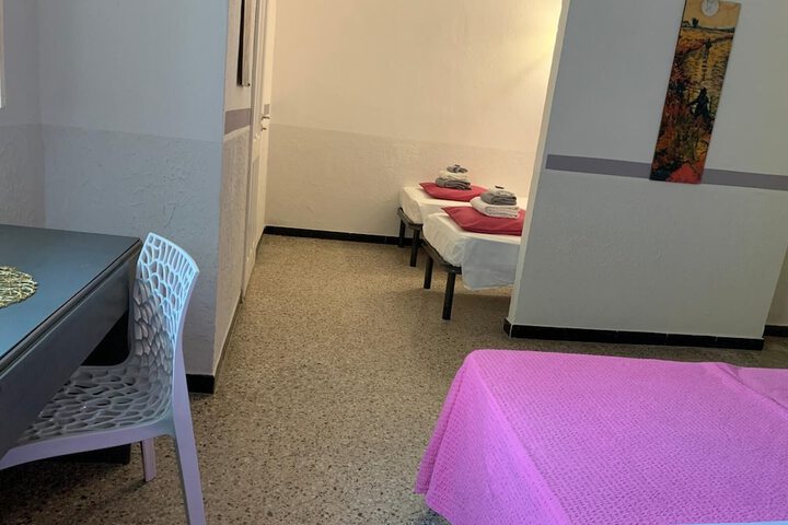 Room 5 of 5