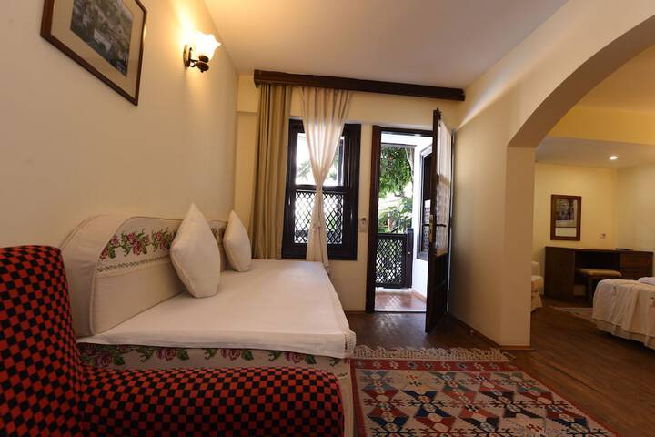 Room 19 of 57
