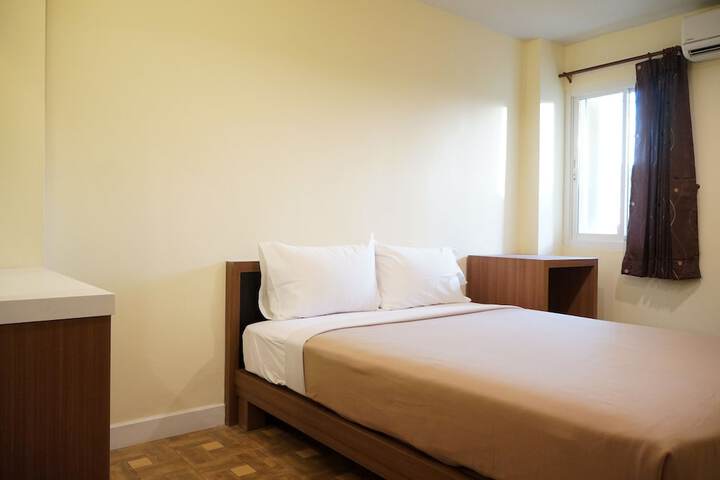 Room 28 of 115