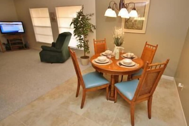 Dining 213 of 264