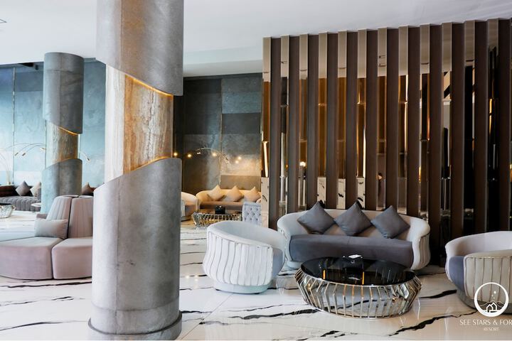 Hotel Interior 4 of 255