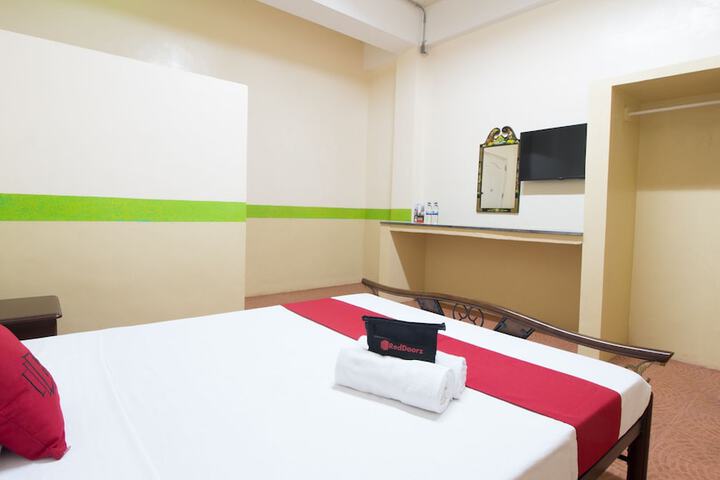 Room 18 of 38