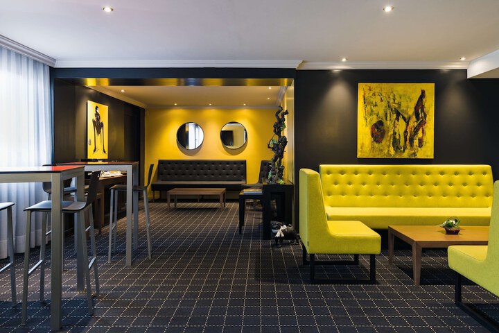 Hotel Interior 4 of 94