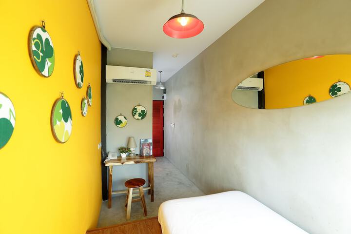 Room 20 of 60