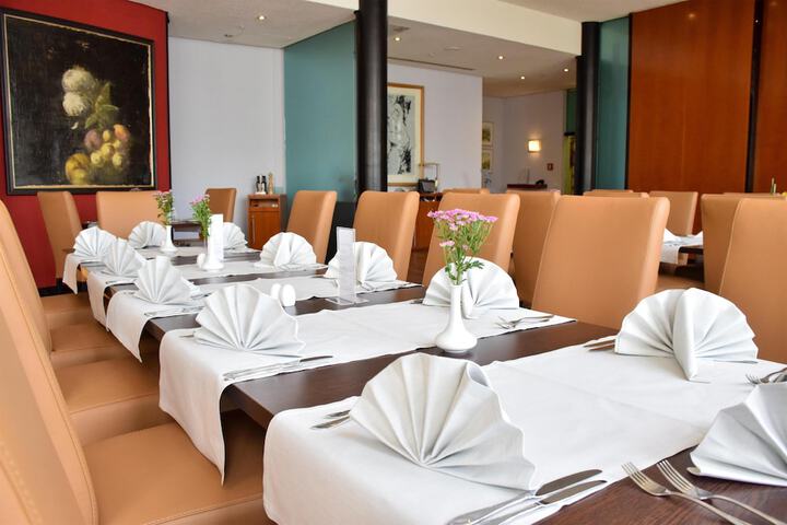 Dining 97 of 157