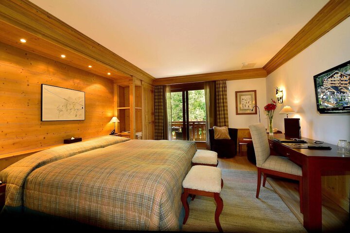 Room 35 of 229
