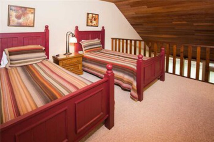 Room 73 of 80