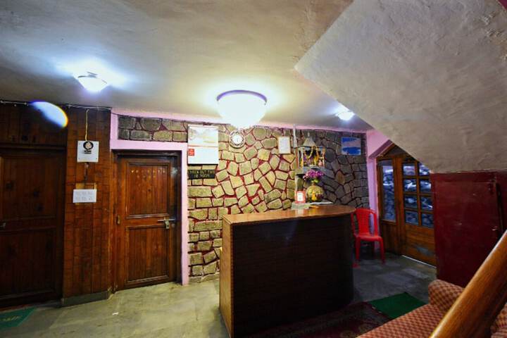 Hotel Interior 2 of 26