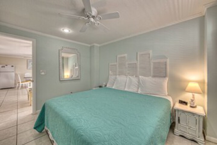 Room 25 of 25