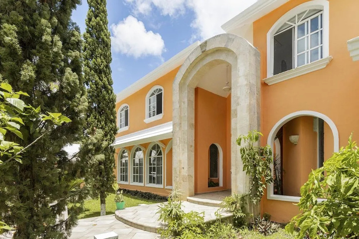 Exterior of Casona Del Sol by GuruHotel