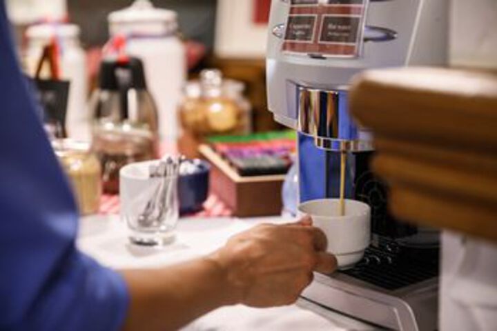 Breakfast/Coffee Service 7 of 31
