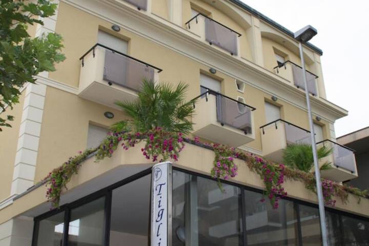 Hotel 44 of 47