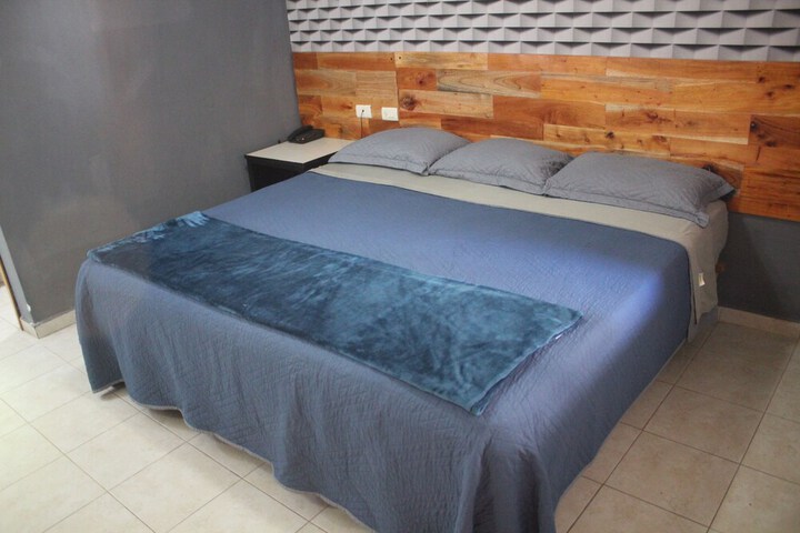 Room 5 of 14