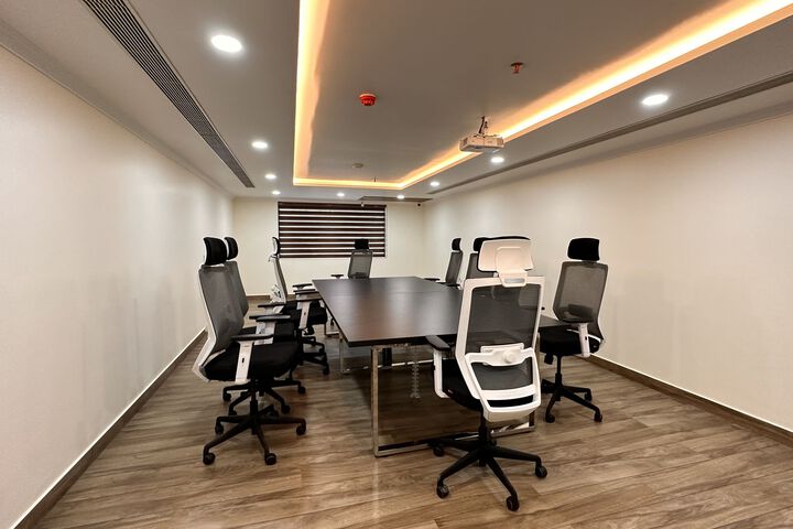 Business Center 5 of 29