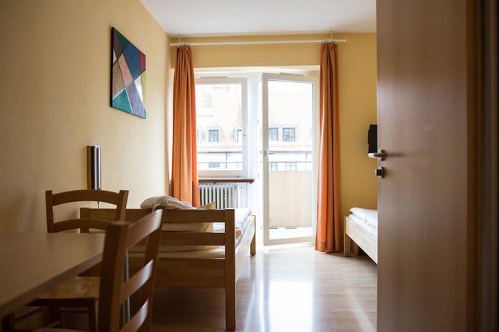 Room 19 of 57
