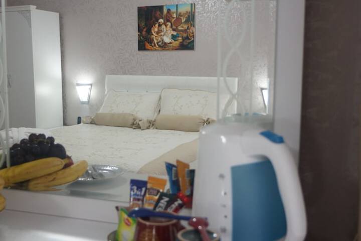 Room 6 of 15
