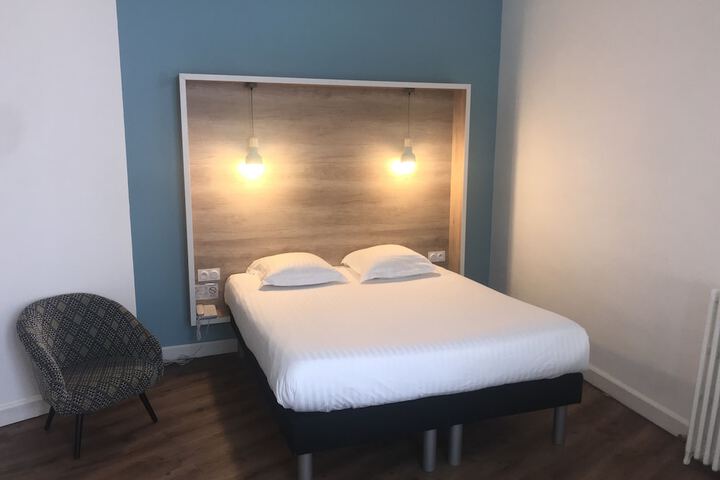 Room 4 of 48