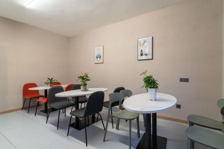 Express Hotel Sicily(Qianxicounty PedestrianStreetShuixiParkBranch)