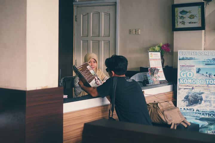 Concierge desk