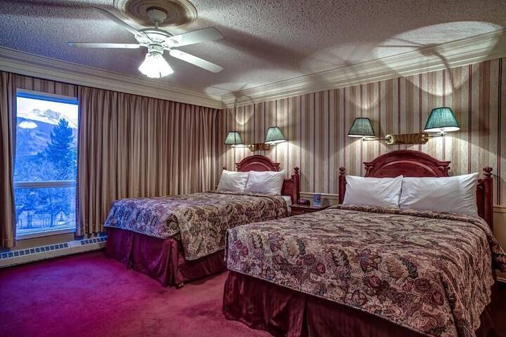 Room 5 of 47