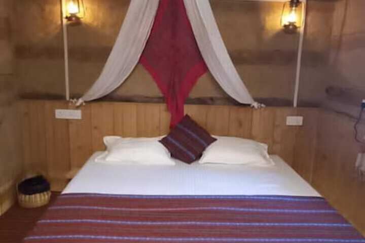 Room 4 of 34