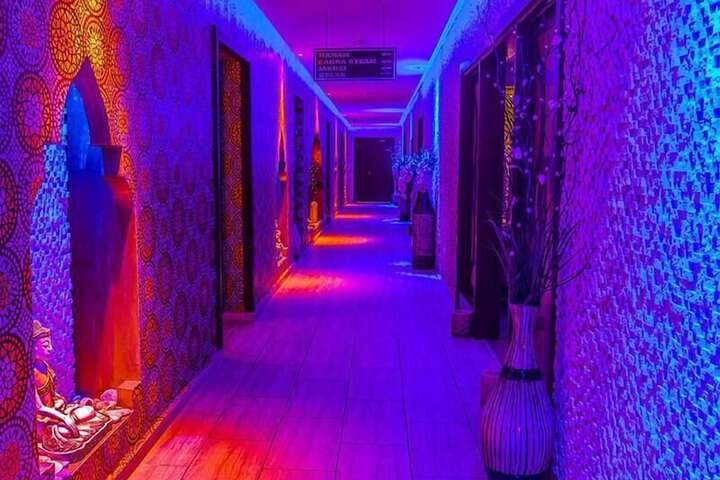 Ballroom/Hall 25 of 29