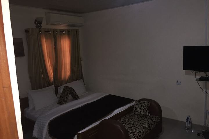 Room 14 of 45