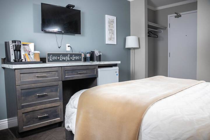 Room 3 of 31