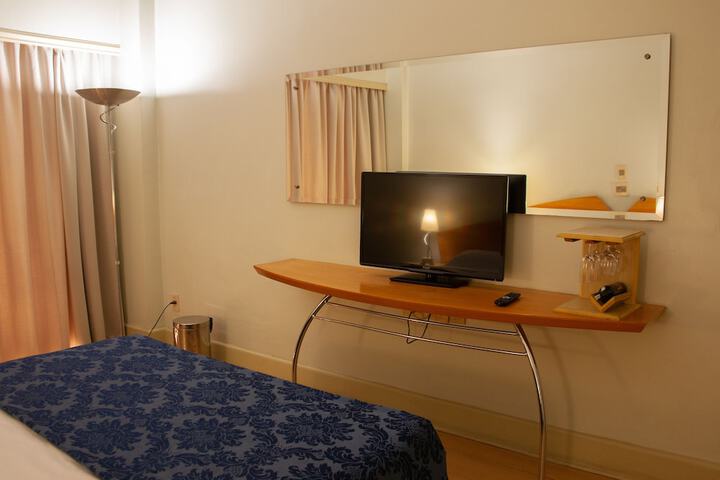 Room 46 of 156