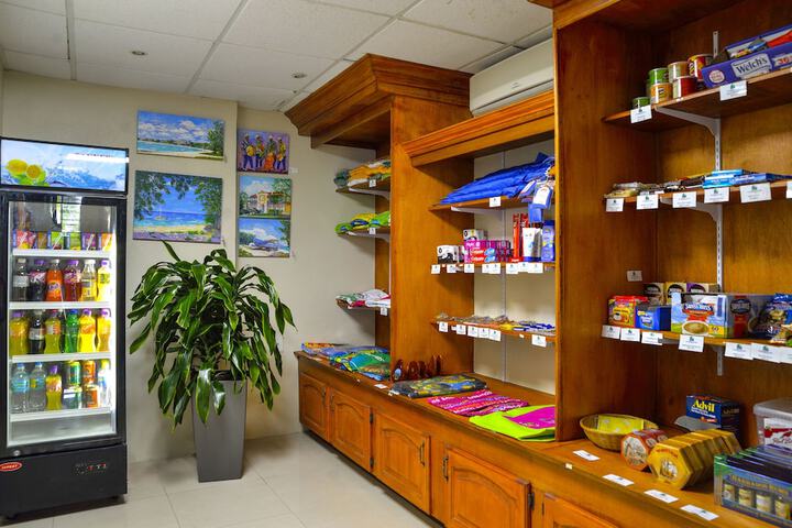 Gift Shop 75 of 116